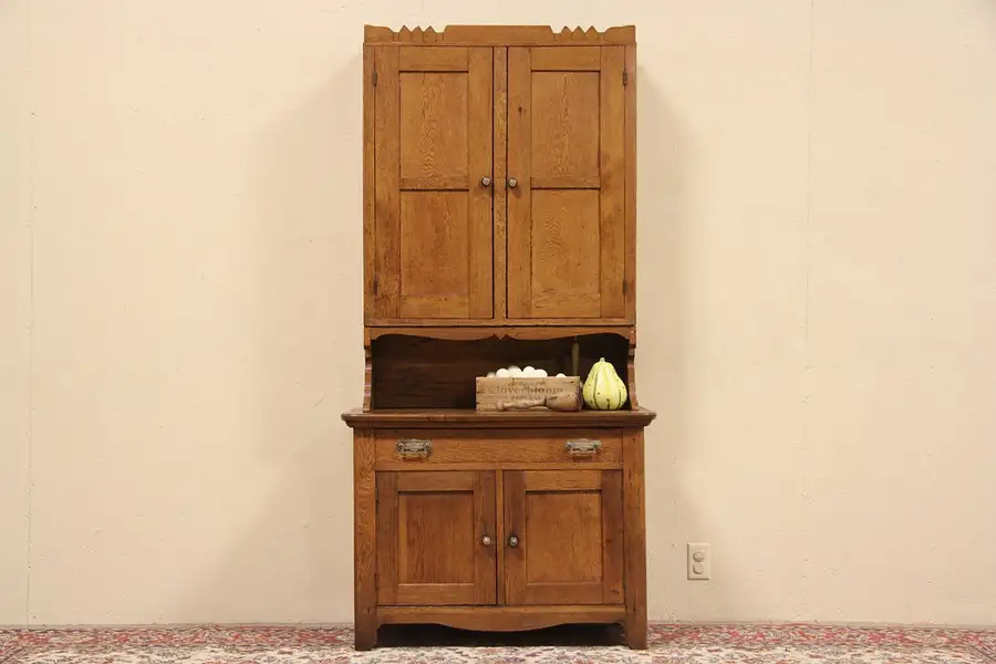 Main image of Minnesota 1900 Antique Oak Country Cupboard