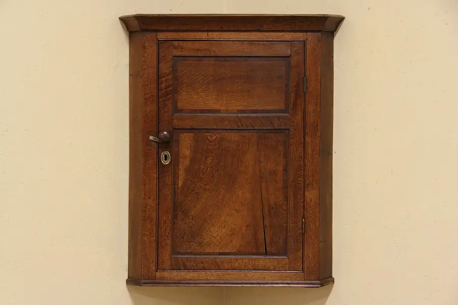 Main image of Georgian 1800 Hanging Corner Cupboard