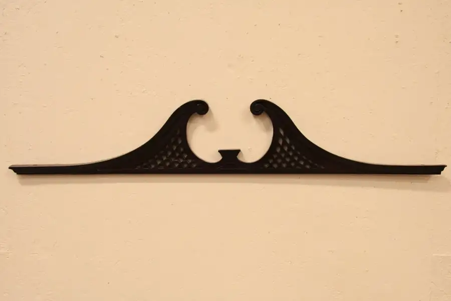 Main image of Pediment Arched Architectural Crest
