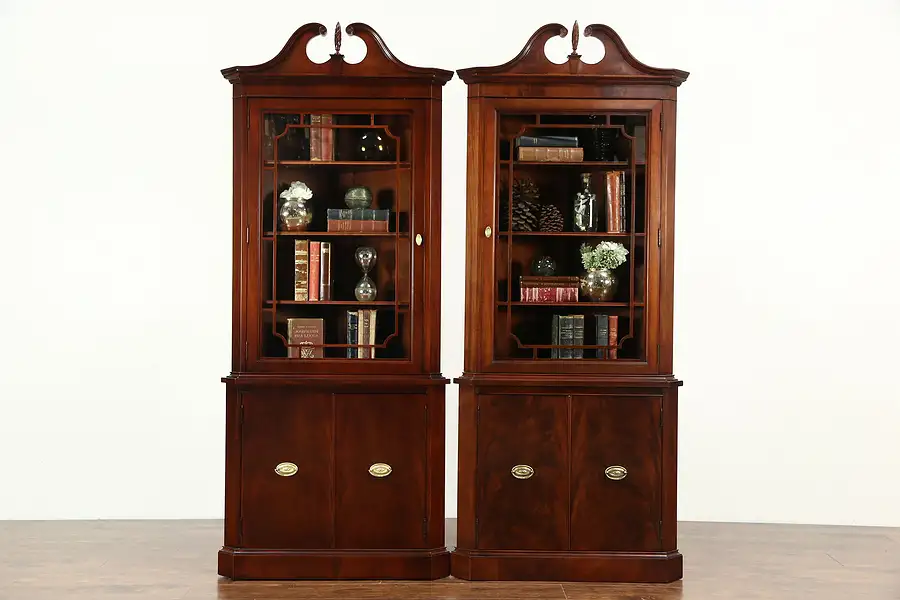 Main image of Pair of Traditional Georgian 1950 Vintage Mahogany Corner Cabinets or Cupboards