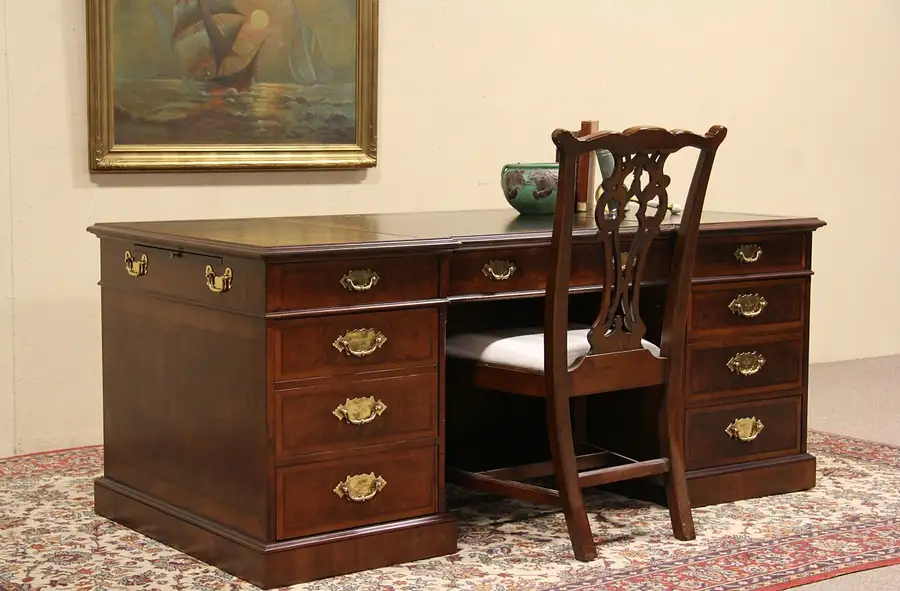 Main image of Henredon Aston Court Leather Top Executive Vintage Desk