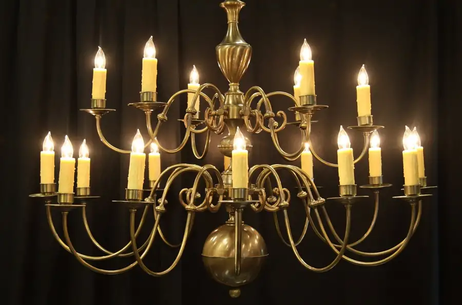 Main image of Bronze 4' Vintage 18 Candle Chandelier