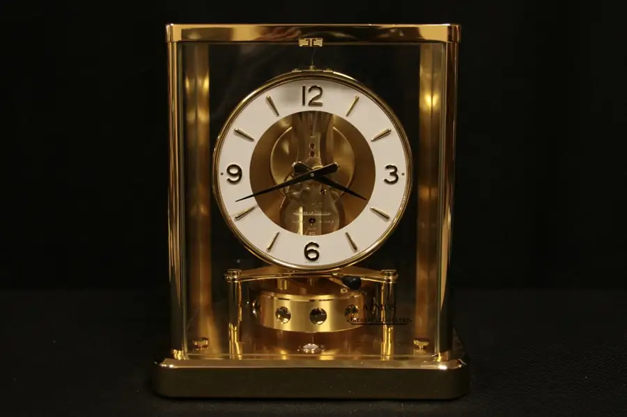 Main image of Atmos Yaeger 1990's LeCoultre 540 Atmospheric Clock