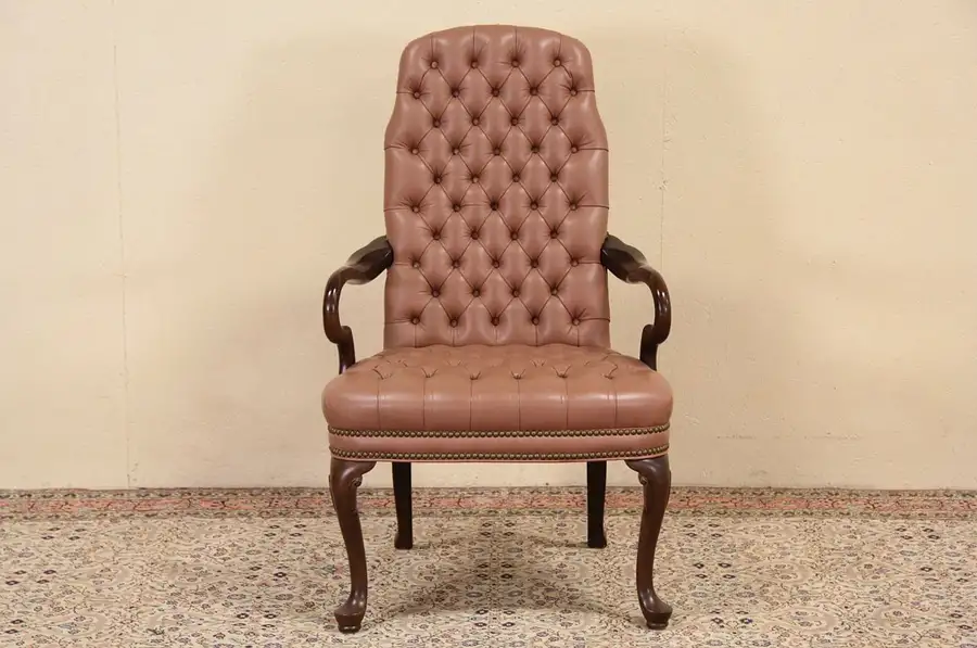 Main image of Georgian Style Ethan Allen Tufted Leather Desk Chair