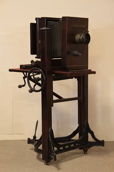 Main image of Century Graflex Antique Camera & Stand