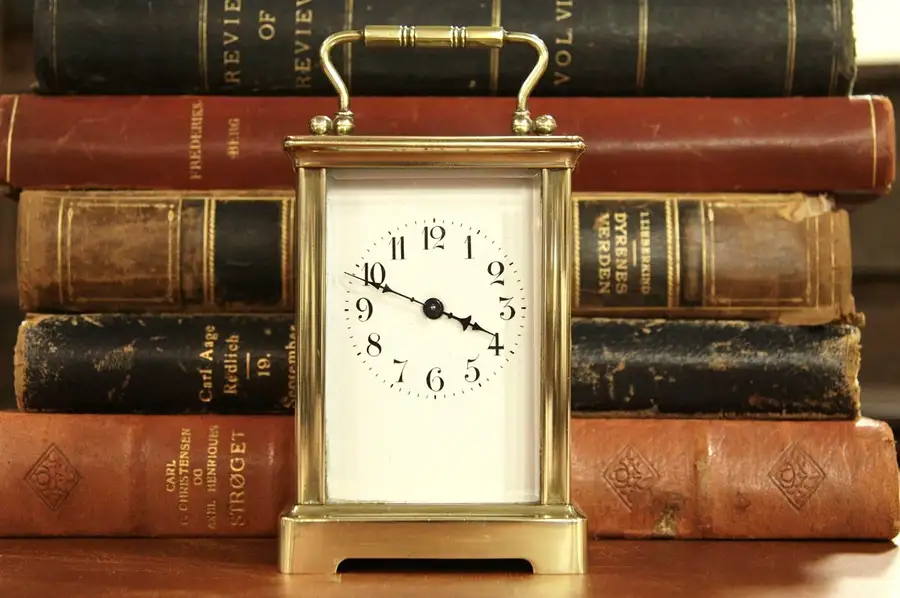 Main image of Carriage French 1900 Antique Travel Clock