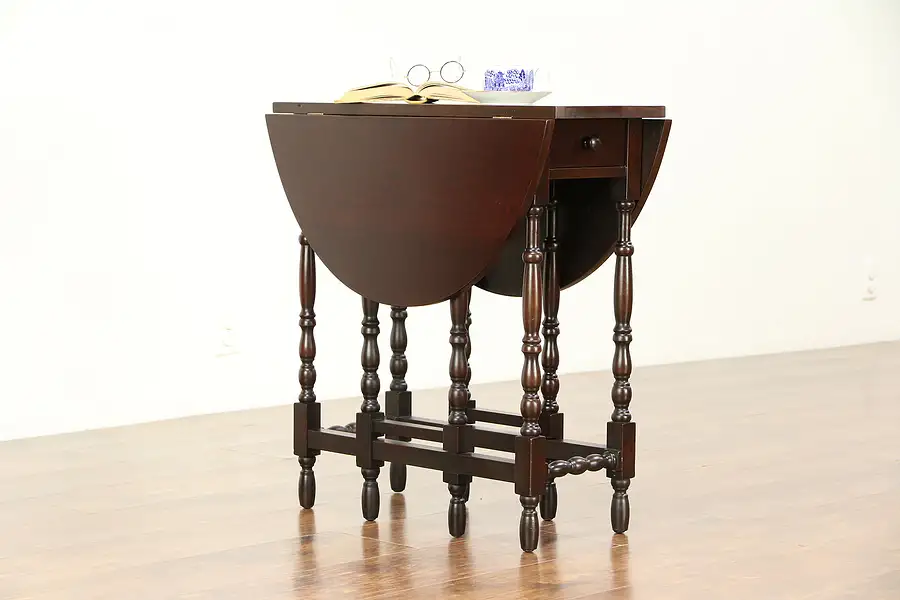 Main image of Oval Mahogany Antique Gate Leg Dropleaf Chairside or Tea Table