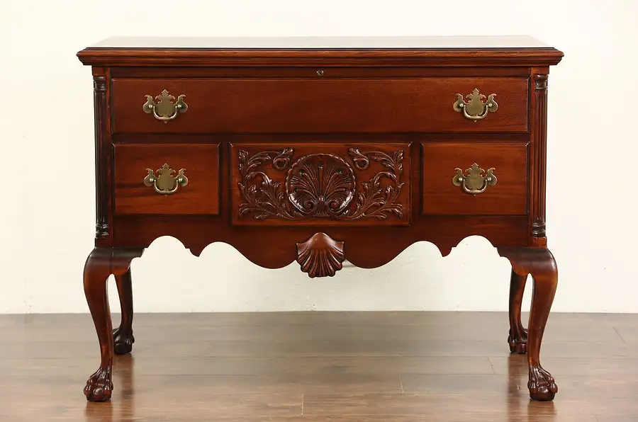 Main image of Mahogany 1940 Vintage Georgian Style Cedar Lined Trunk or Blanket Chest