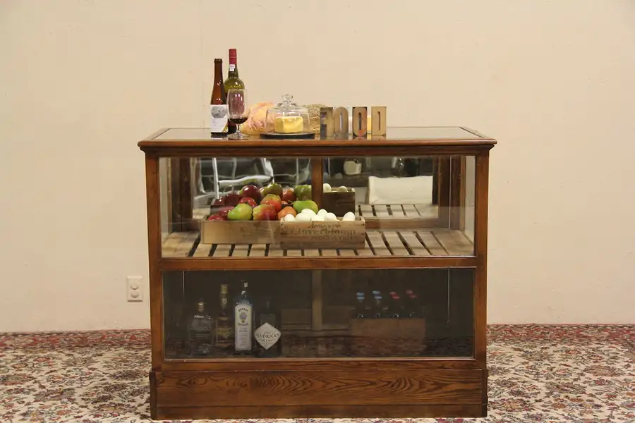 Main image of Oak Antique 1900 Store Display or Cigar Showcase