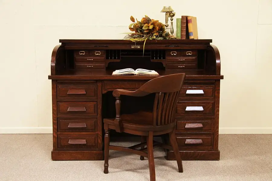 Main image of Victorian 5' Quarter Sawn Oak Antique Rolltop Desk
