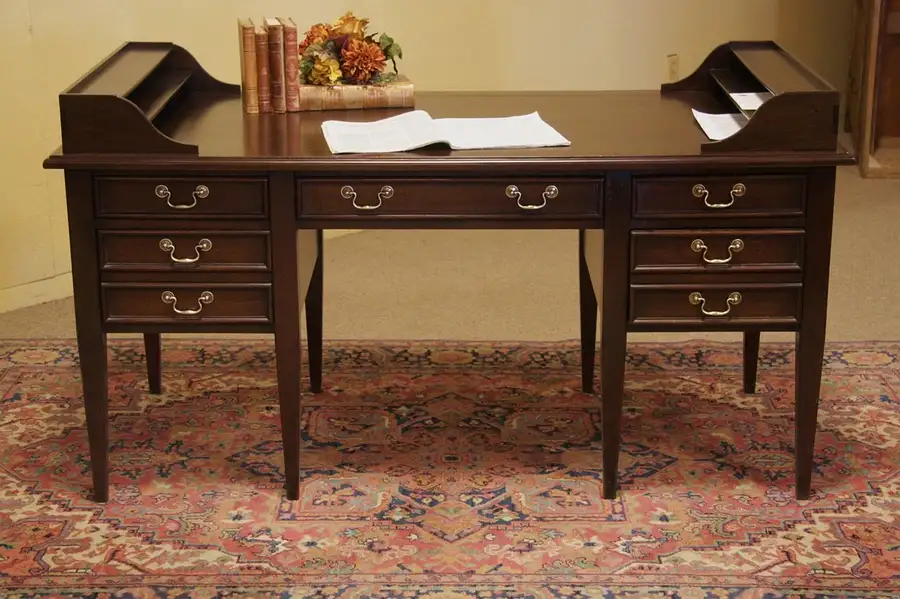Main image of Sligh George Washington Cherry Desk