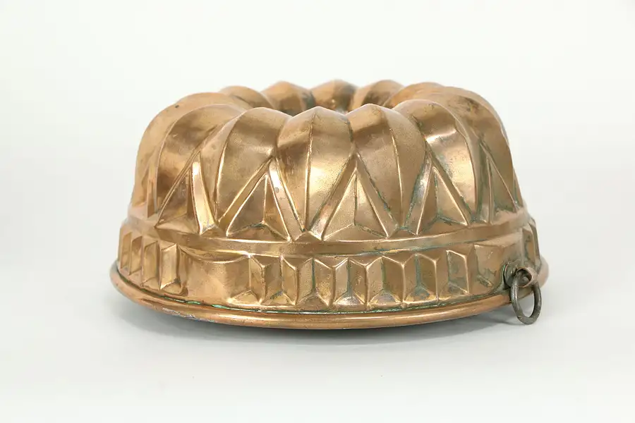 Main image of Copper Antique Farmhouse Aspic Ring Mold or Bundt Pan, Tin Lined