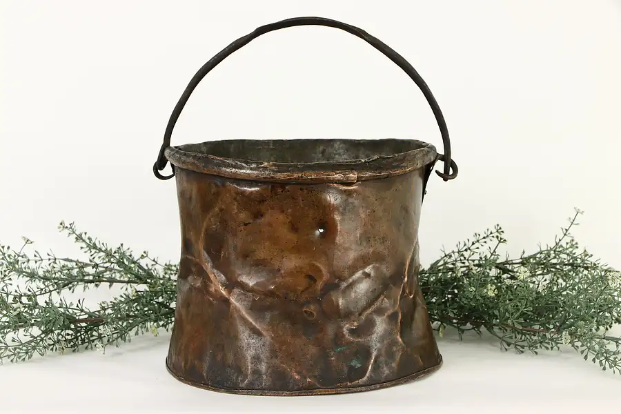 Main image of Copper Antique Hand Hammered Farmhouse Stew Pot or Bucket