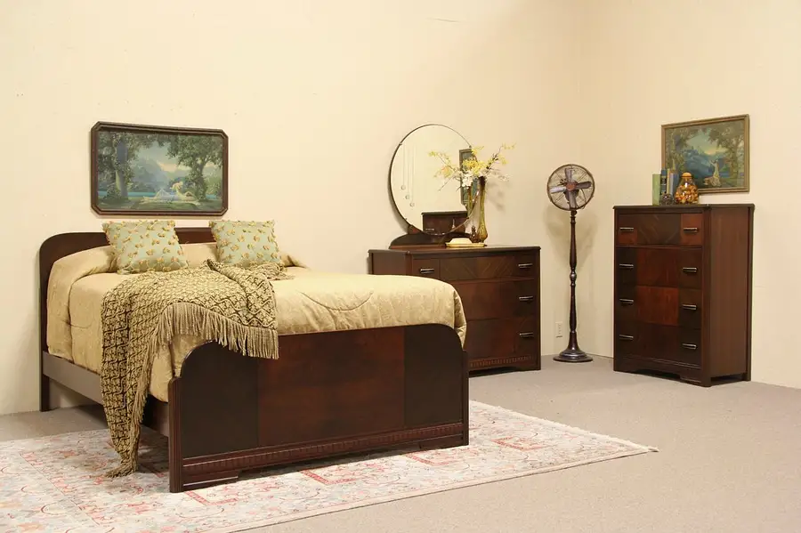 Main image of Art Deco 1940 3 Pc. Full Size Bedroom Set
