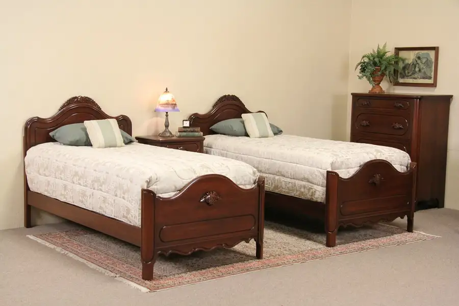 Main image of Davis Signed 1950 Vintage 4 Piece Bedroom Set, Twin Beds, Carved Grapes