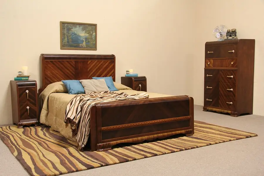 Main image of Art Deco Waterfall 1935 Queen Size 4 Pc. Bedroom Set
