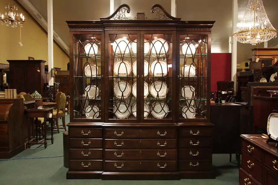 Main image of Henredon Georgian Breakfront China Cabinet