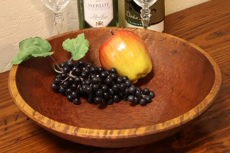 Main image of Primitive Country Carved Birdseye Maple Bowl