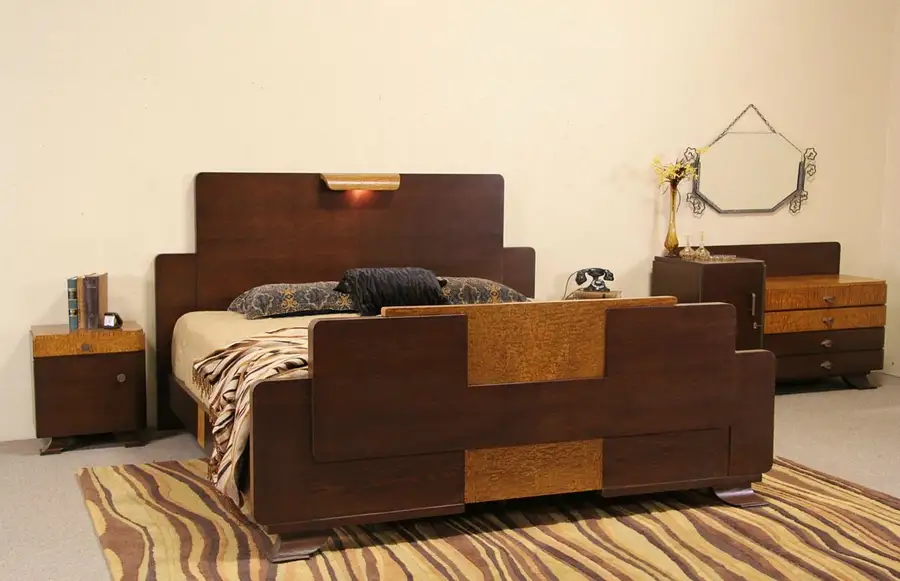 Main image of Art Deco French 1930 4 Pc. Oak & Ash Bedroom Set, King Size Bed