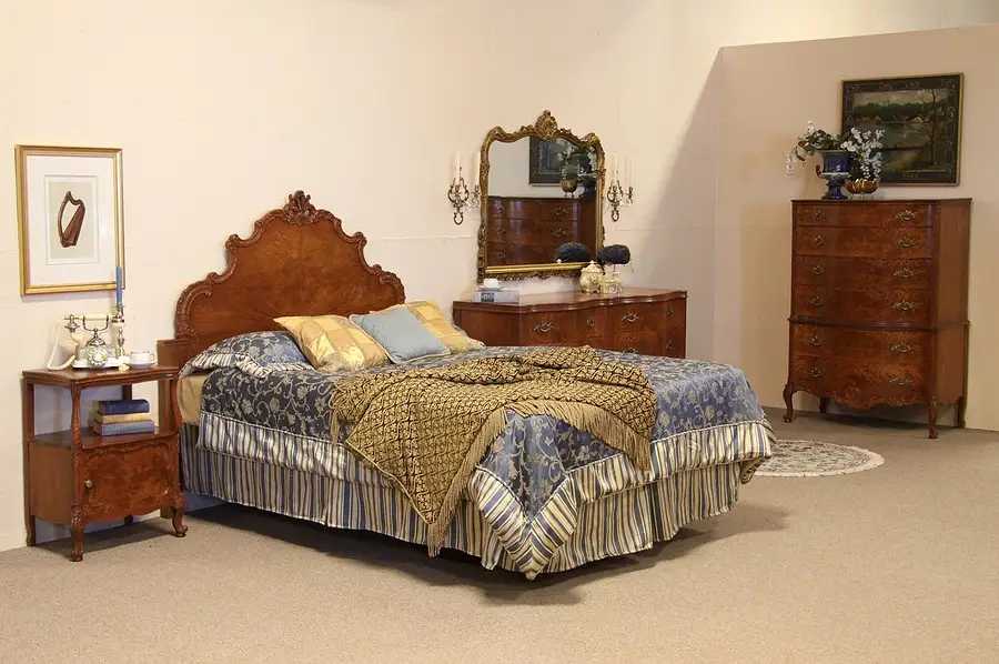 Main image of French 5 Pc. Queen Size Carved Bedroom Set