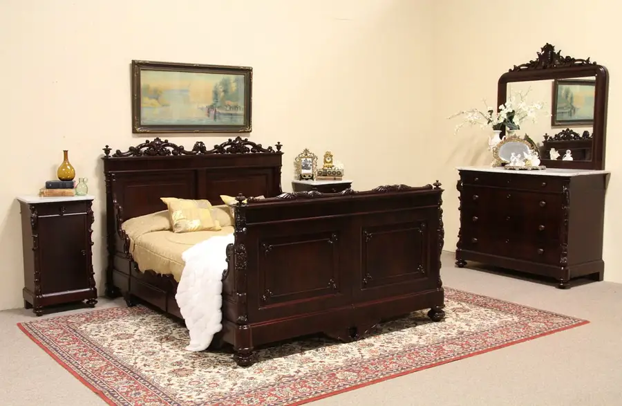 Main image of Carved Italian Antique 1890 Queen Size Bedroom Set
