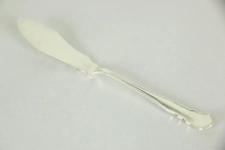 Main image of Silverplate 1915 Antique Butter Knife, Hallmark Signed