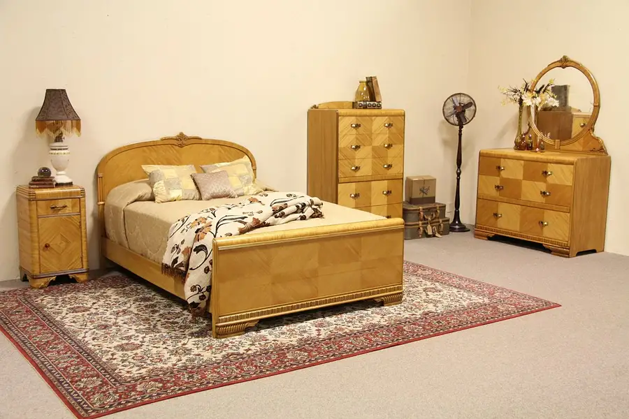 Main image of Art Deco Waterfall 4 Pc. Bedroom Set