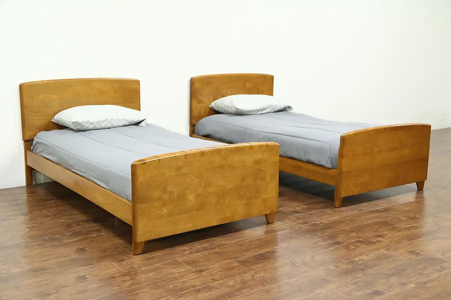 Main image of Midcentury Modern 1950's Vintage Pair of Twin Beds, Heywood Wakefield