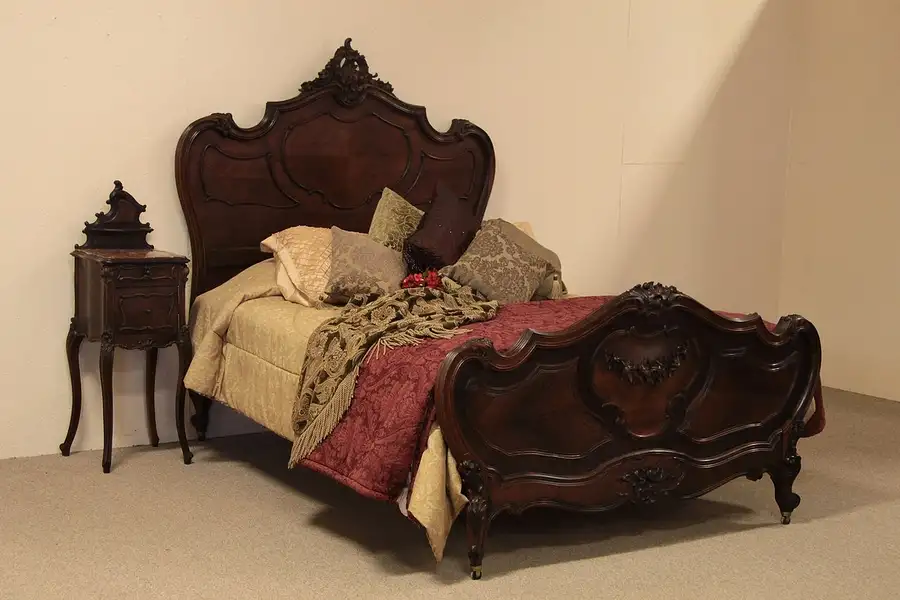 Main image of French Carved Antique Rosewood Queen Bed