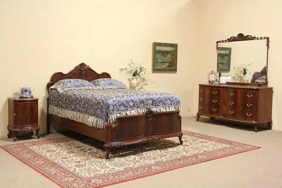 Main image of Carved 4 Piece 1940 Vintage Bedroom Set, Full Size Bed