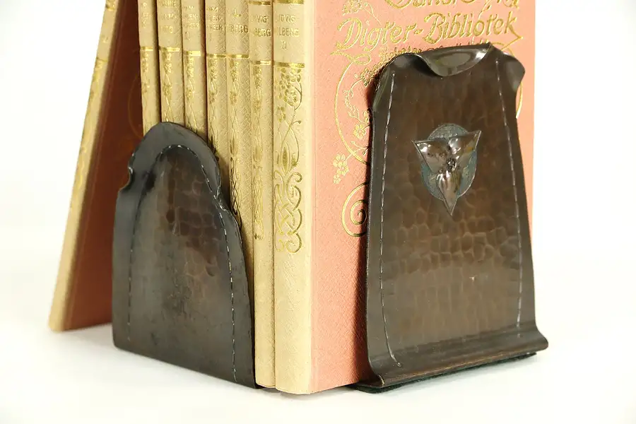 Main image of Roycroft Signed Pair Hammered & Patinated Copper 1900 Antique Bookends