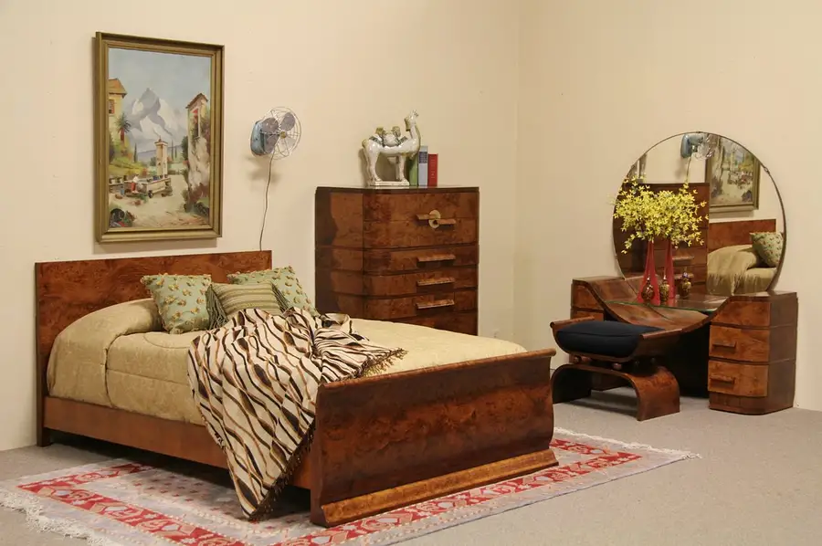 Main image of Art Deco 1935 Antique 4 Pc. Bedroom Set