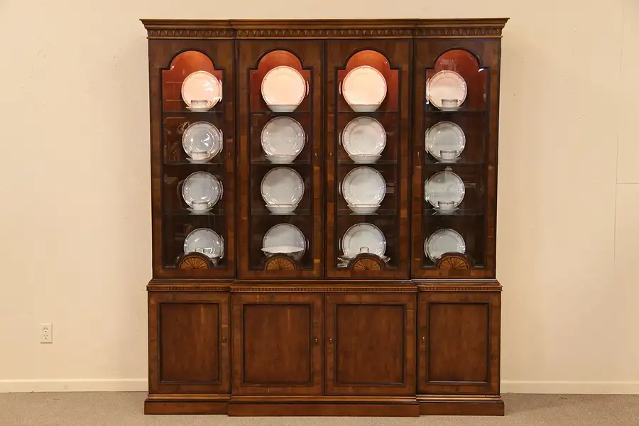 Main image of Henredon Breakfront China Cabinet