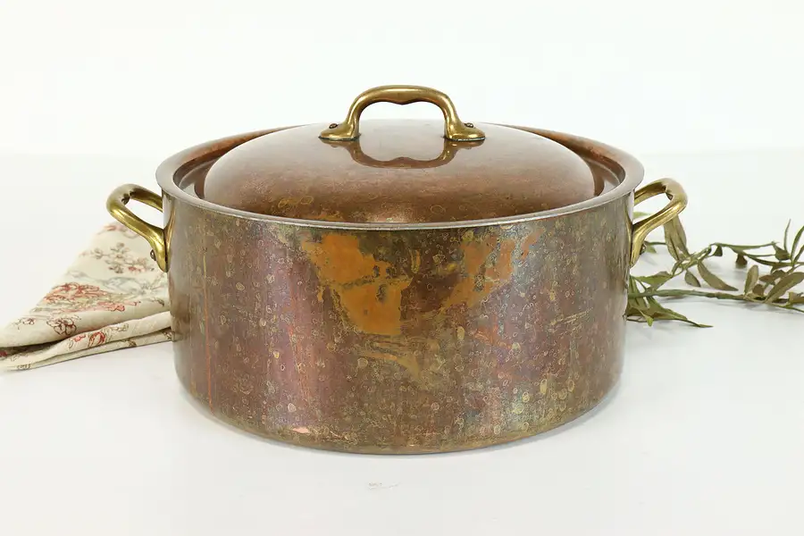Main image of Farmhouse Vintage French Copper Dutch Oven with Lid & Brass Handles