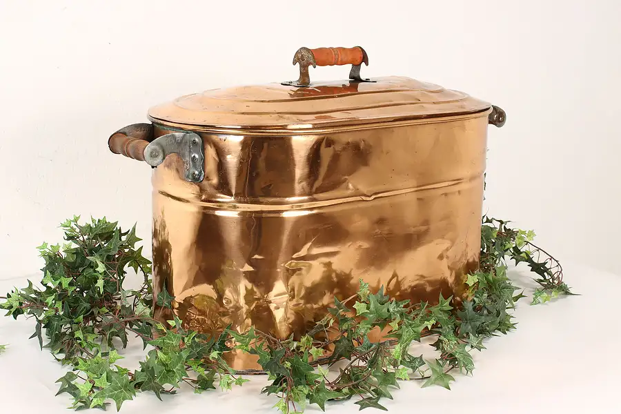 Main image of Farmhouse Copper Antique Wash Boiler & Lid, Kindling Holder, Revere