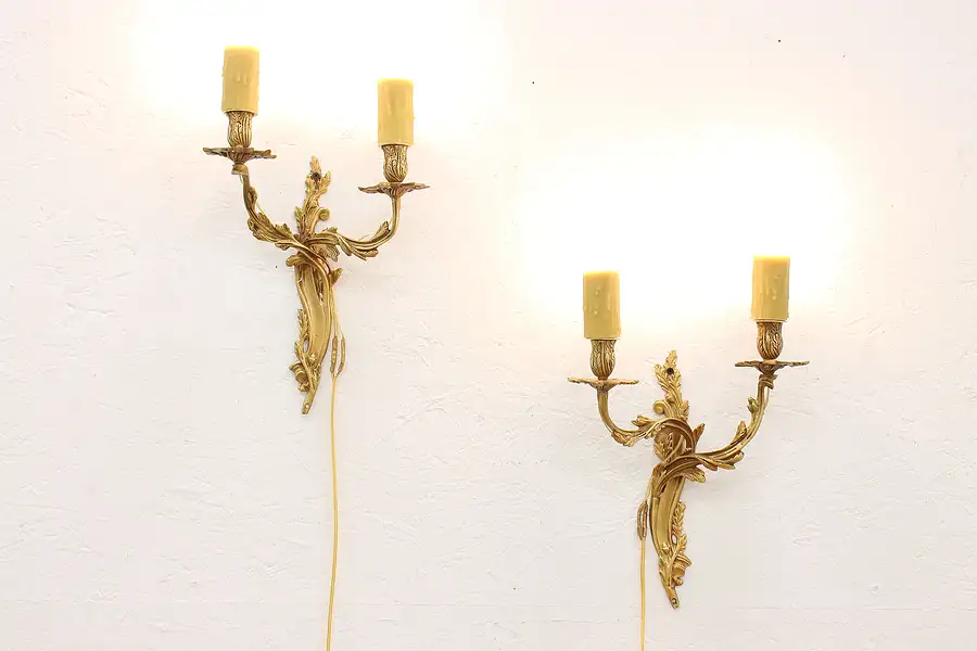 Main image of Pair of Rococo Design Antique Branch & Acorn Wall Sconces