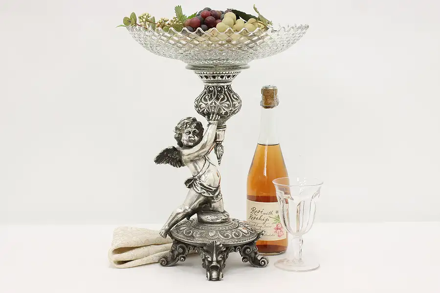 Main image of Victorian Design Cherub Centerpiece Sculpture Bowl