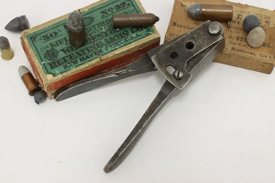 Main image of American Civil War Antique Iron Bullet Mold, Manhattan