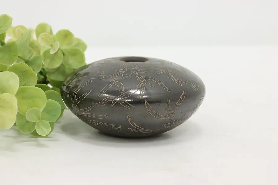 Main image of Mexican Mata Ortiz Blackware Pottery Vase, Signed