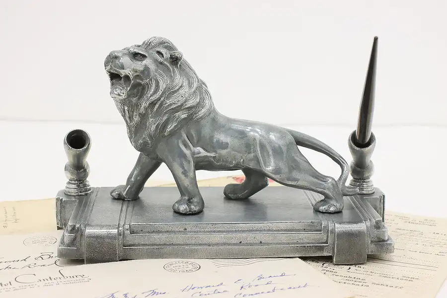 Main image of Art Deco Roaring Lion Vintage Double Pen Holder