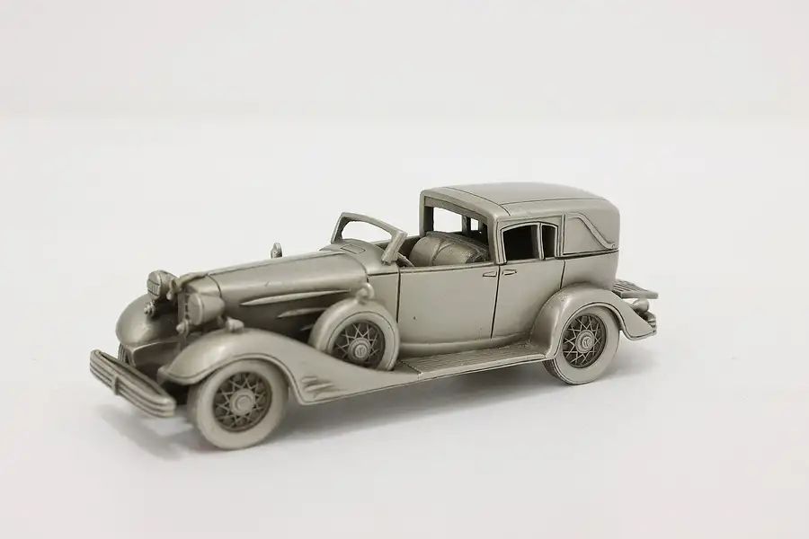 Main image of Danbury Mint Vintage Pewter 1933 V16 Cadillac Town Car Model