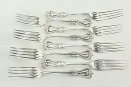 Towle Old Colonial Sterling Silver Set of 8 Dinner Forks, One Shorter #34477