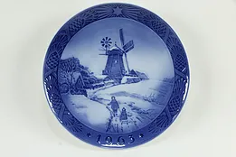 Royal Copenhagen Blue & White Christmas Plate 1963 #34666