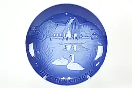 Bing and Grondahl Christmas Plate, Christmas in the Village, 1974 #35975