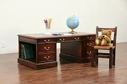 Miniature Desk Leather Top Vintage Coffee or Cocktail Table, Sligh #29875