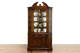 Mahogany Federal Style China Curio Cabinet, Kittinger Old Dominion #38834