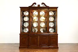 Traditional Mahogany Vintage Breakfront China Cabinet, Natchez, Henredon #36194