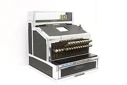Art Deco Vintage Working Cash Register, National #45626