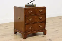 Georgian Design Vintage Walnut Chest or Nightstand, Henredon #50567