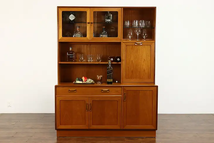 Midcentury Modern Vintage Teak Sideboard, Bar Cabinet, or Wall Unit #39016